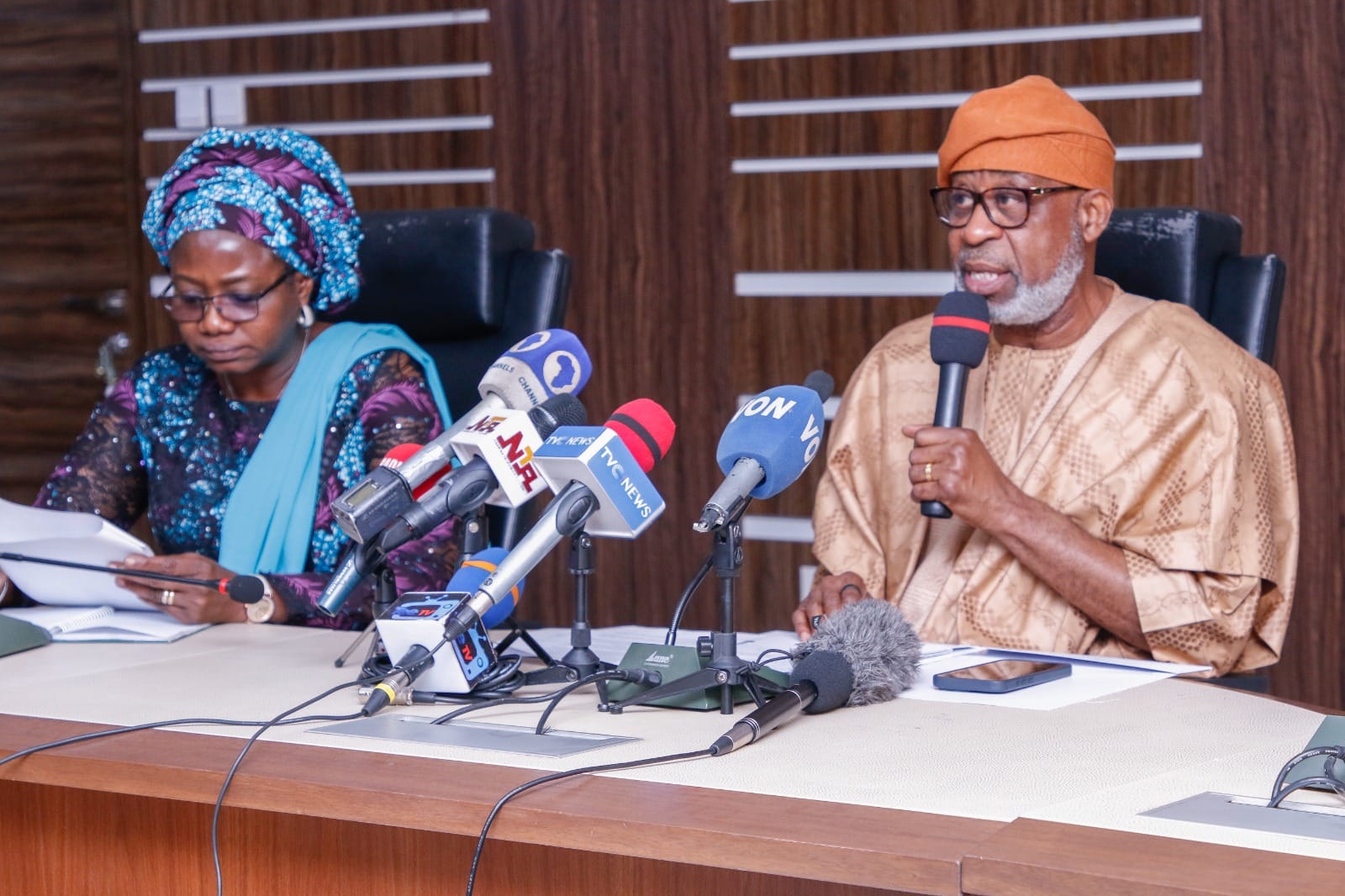 FG woos Australian Investors, says Nigeria is Africa�s Mining Investment choice