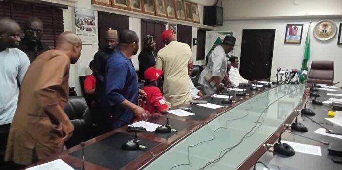 Why FG, Dangote, PENGASSAN Reconciliation Meeting deadlocked